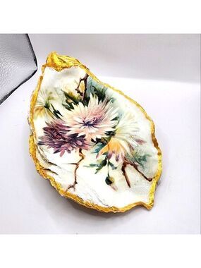DECOUPAGE HUGE OYSTER SHELL